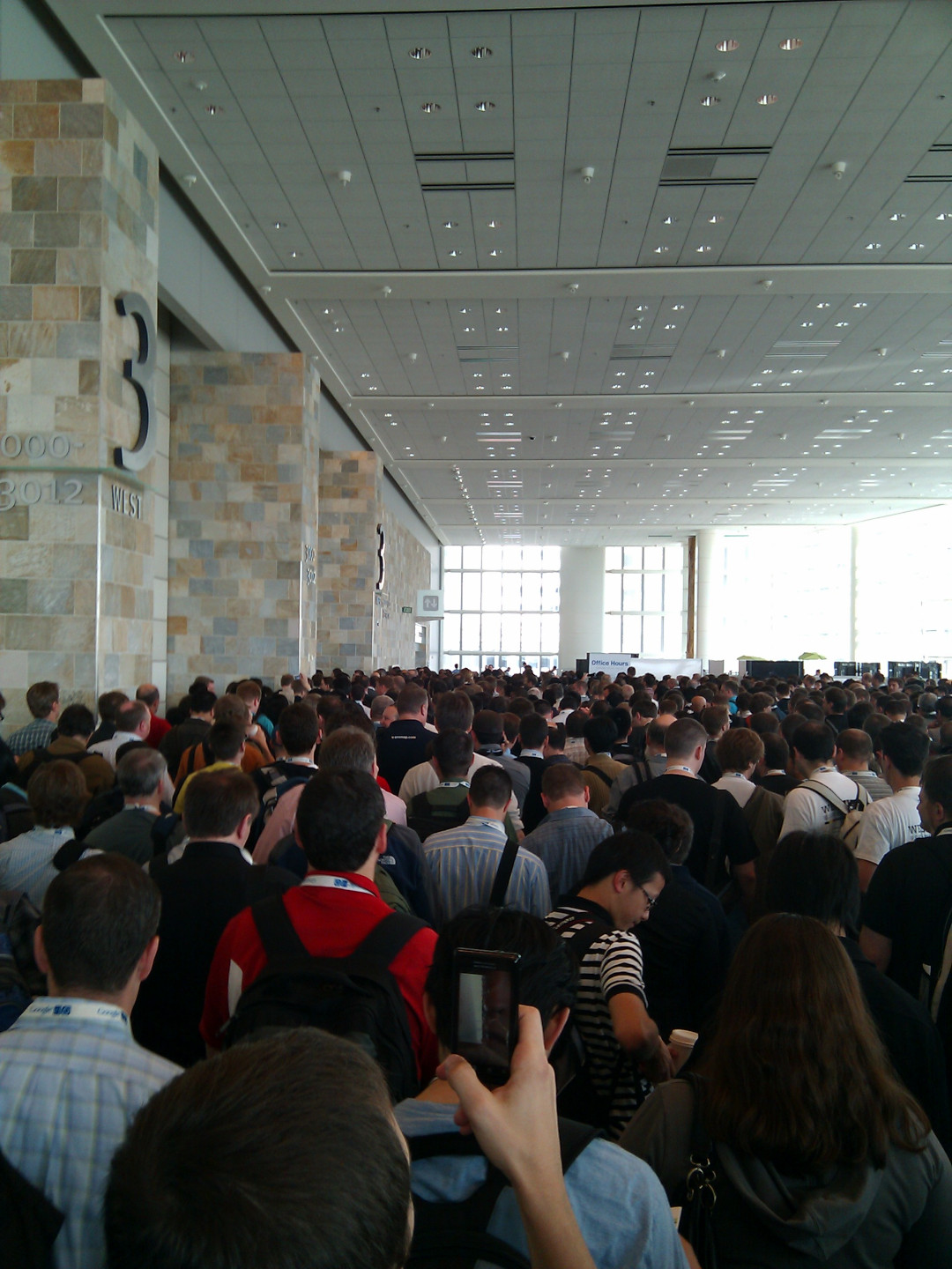 Google I/O - Waiting in Line for the Keynote